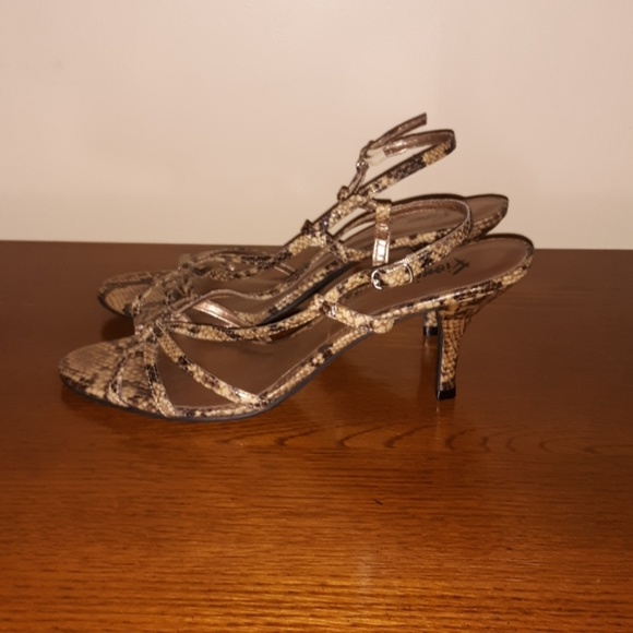 Fioni Faux Snakeskin Heels - Picture 3 of 8